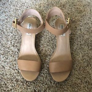 Tan Steve Madden wedges